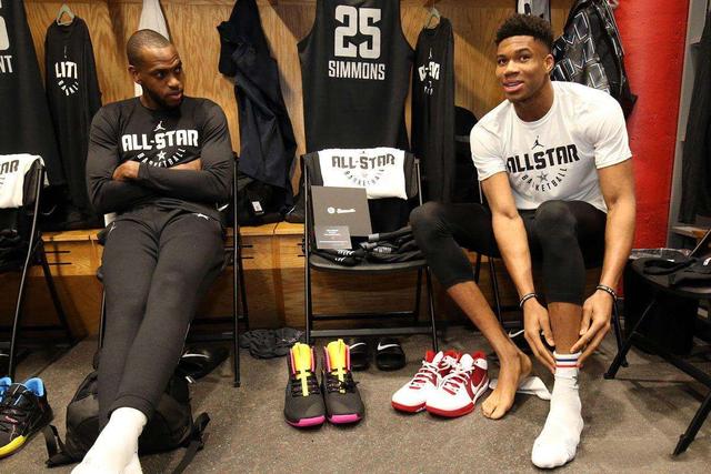 邮报：切尔西想为马帅提供足够的阵容厚度，每位置至少会有2人（邮报：切尔西计划为马帅打造充足阵容，各位置至少配备两名球员）