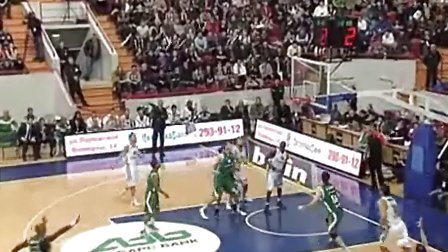 杜克兰特连续得分，全队士气高涨（杜克兰特连取分，全队士气飙升）