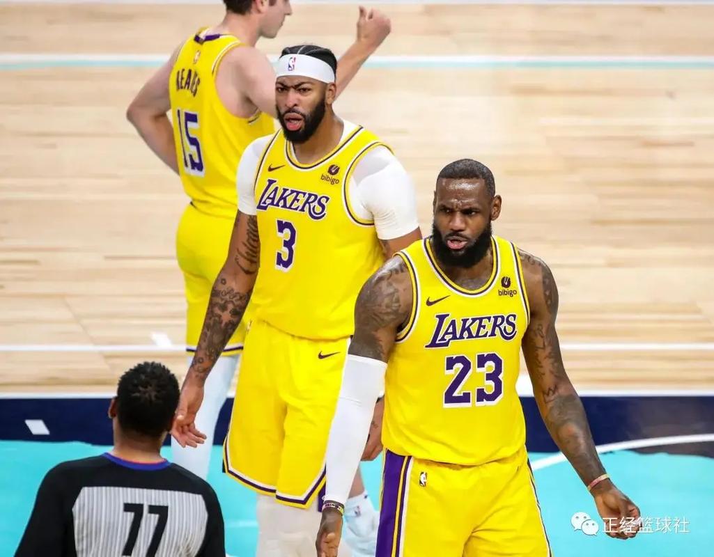 勇士内线防守改善，篮板率提升（勇士内线防守升级，篮板率上扬）