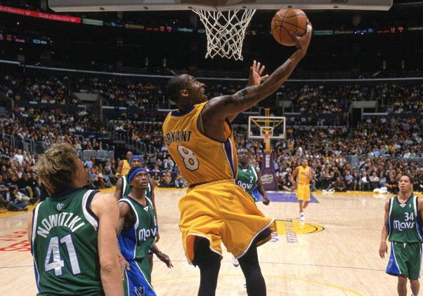 拳击：拳台之上的勇气与坚守（擂台之上：拳击的勇气与坚持）