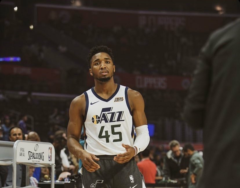 海纳：凯恩还有一年半的合同，我想不出他有什么理由离开拜仁（海纳：凯恩合同尚余18个月，我看不到他离开拜仁的理由）