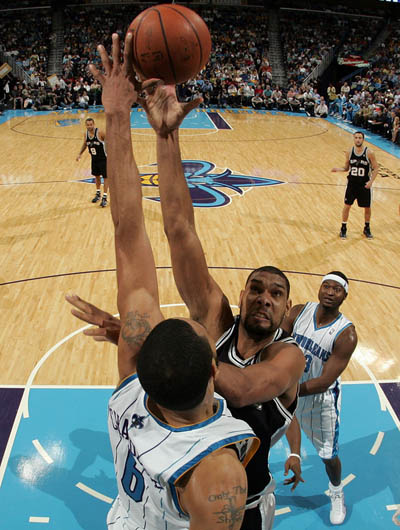 踢球者：拜仁小将阿萨雷外租富勒姆机会寥寥，可能不会被买断（踢球者：拜仁新星阿萨雷在富勒姆出场有限，买断前景不乐观）